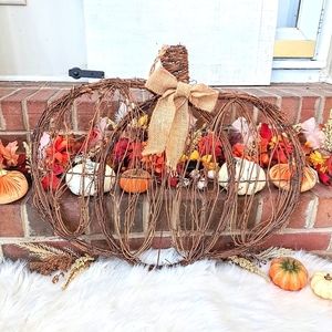 🌻 Large Thanksgiving Pumpkin Door Hanger